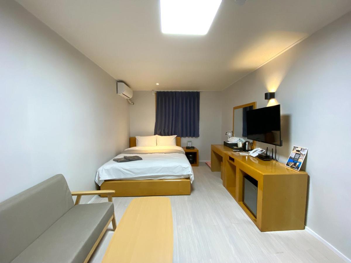 Suanbo Hot Spring Healing Hotel Čchungdžu Exteriér fotografie