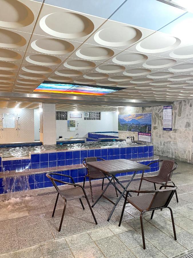 Suanbo Hot Spring Healing Hotel Čchungdžu Exteriér fotografie