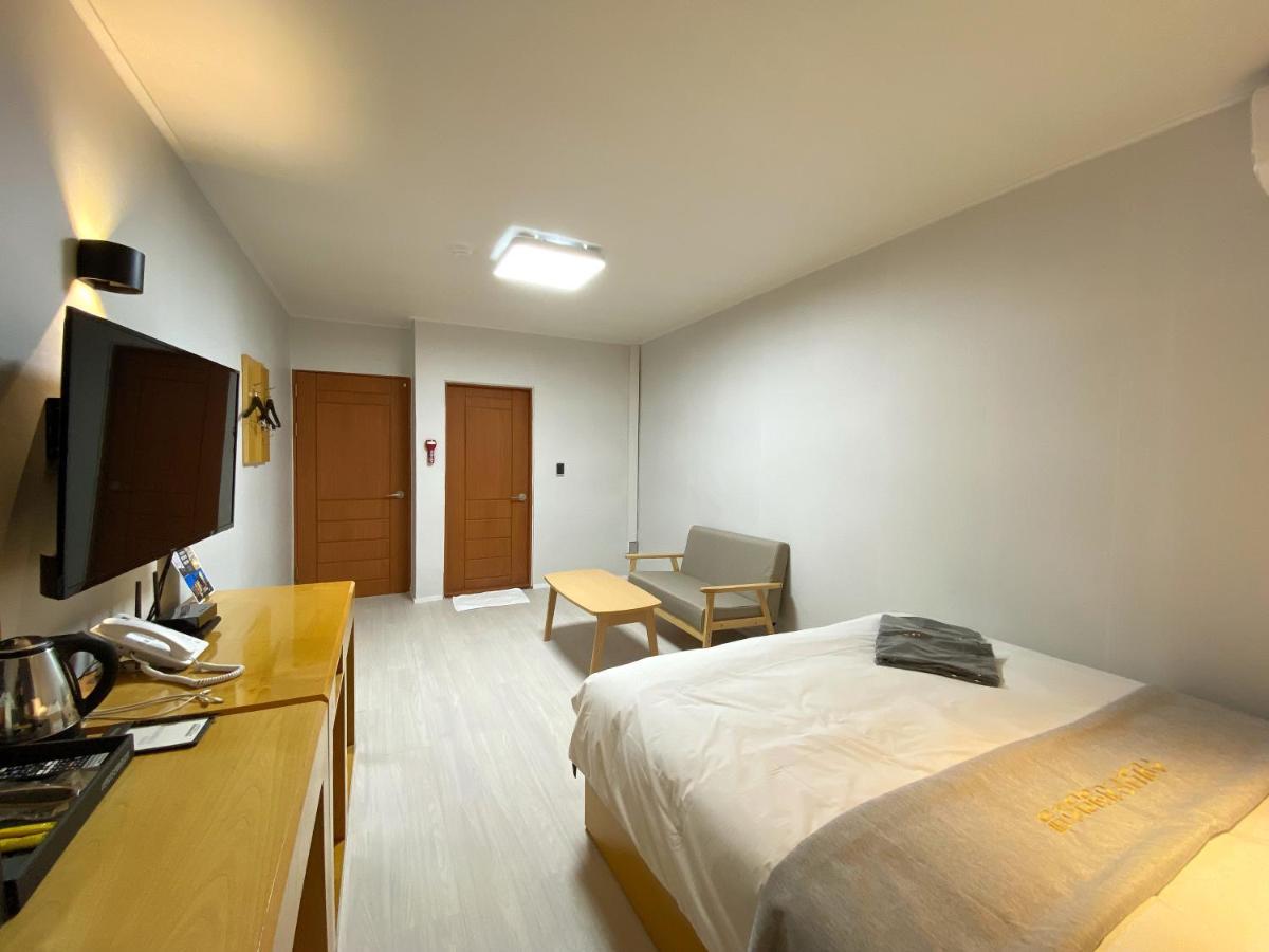 Suanbo Hot Spring Healing Hotel Čchungdžu Exteriér fotografie